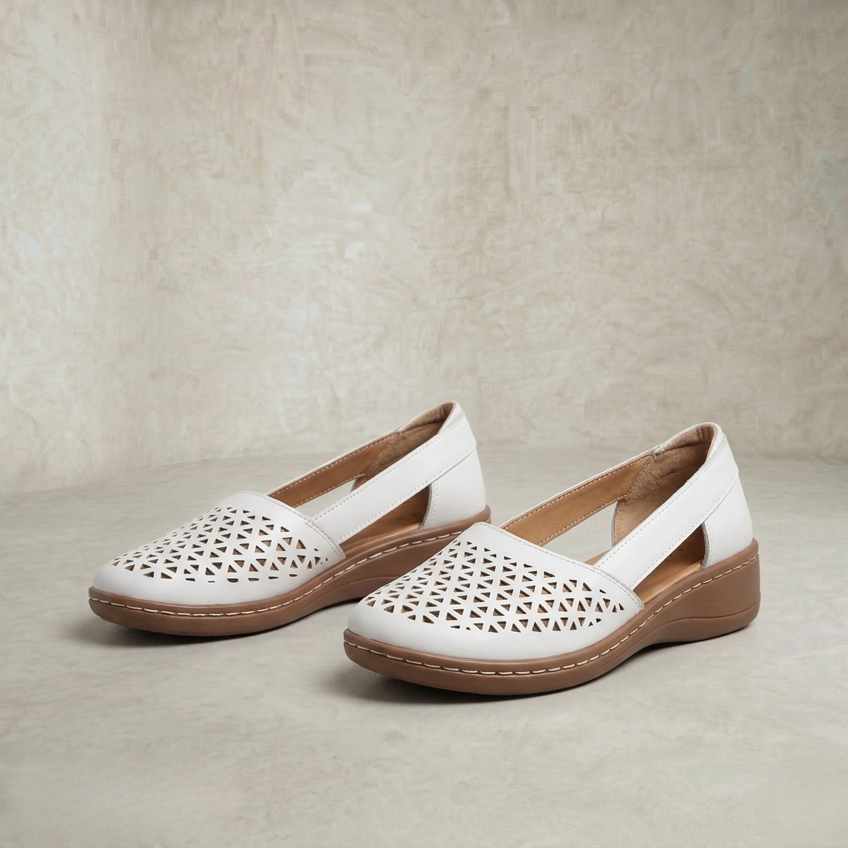 Elisa | Perforated Leather Flats